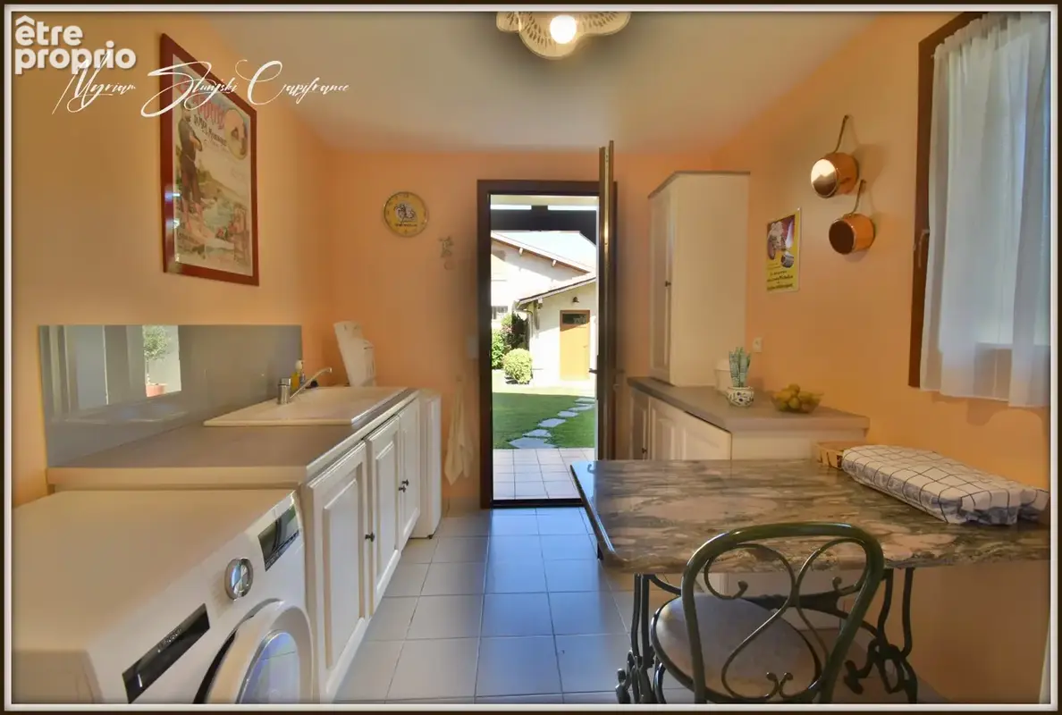 Maison Landaise à vendre 6 pièces de 157 m² (40) Soustons, commerces à pied, au calme - photo 4