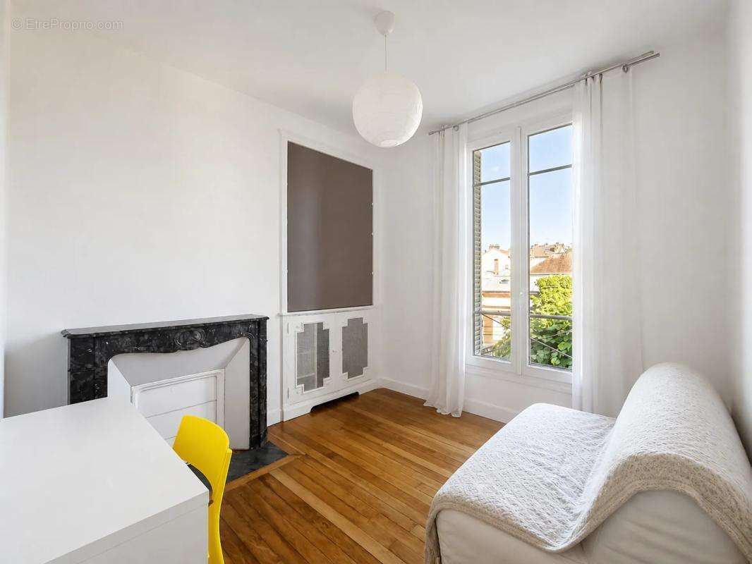 Charmant F4 type Haussmannien sans travaux ! - photo 7