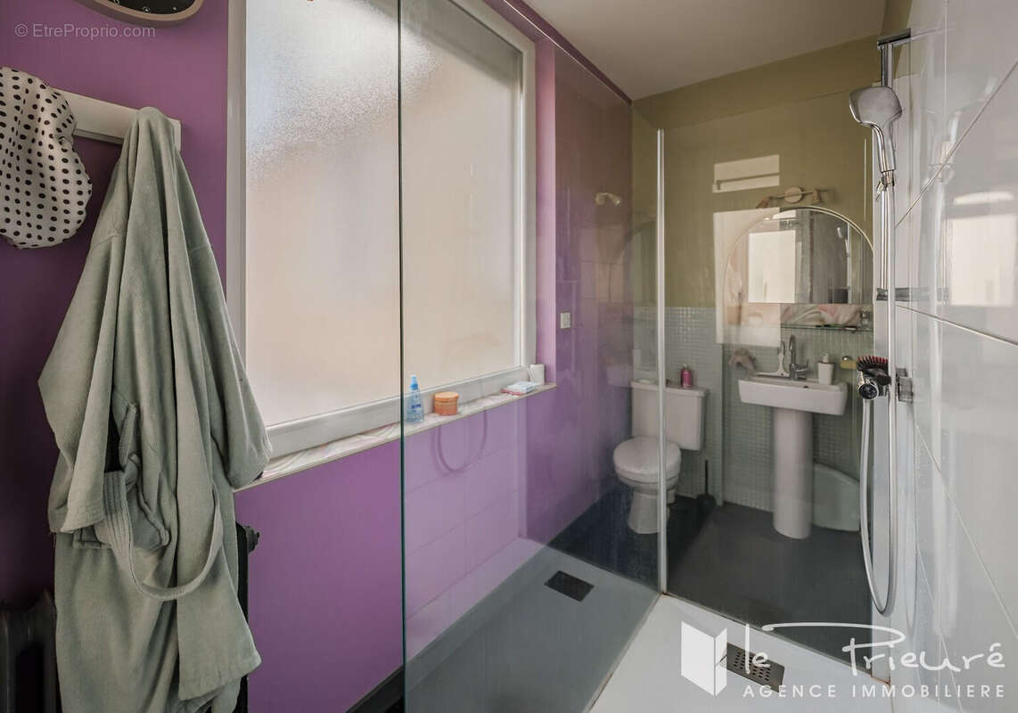 Appartement à SAINT-JUERY