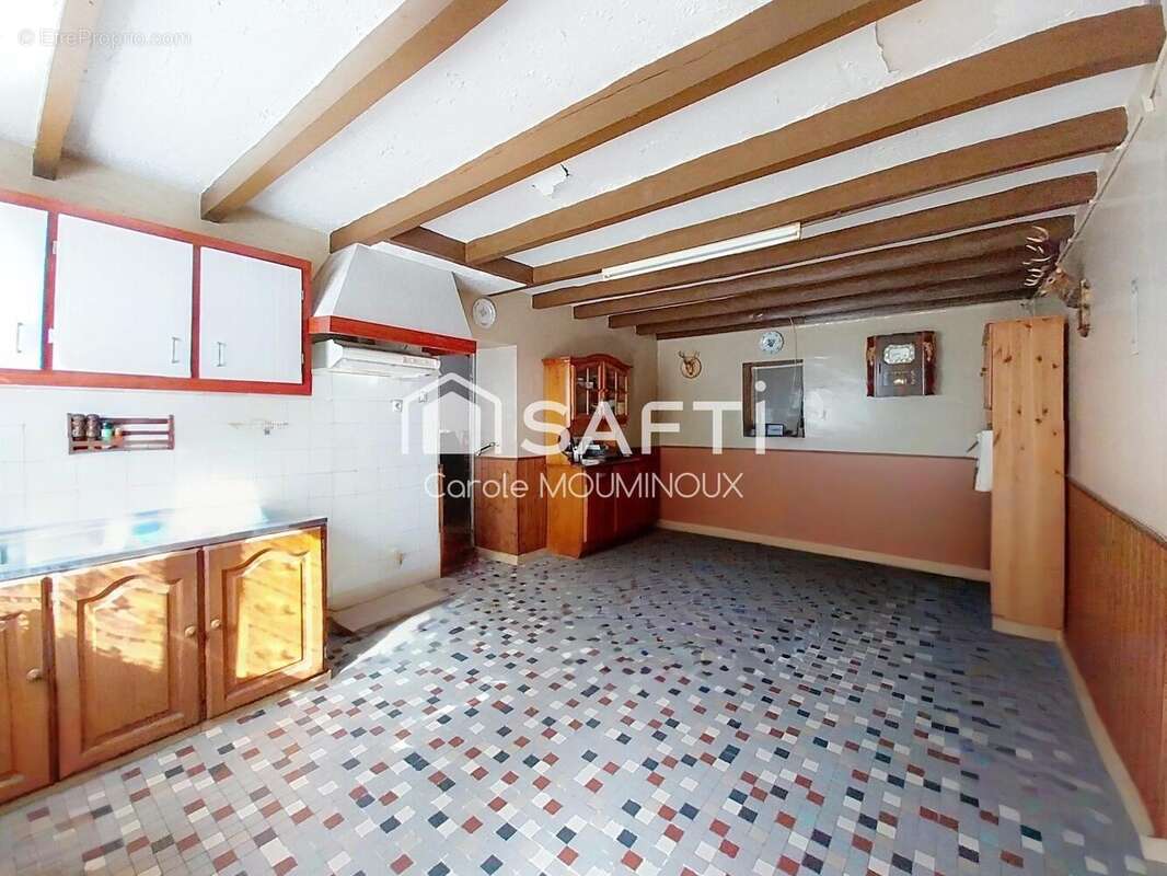 Photo 5