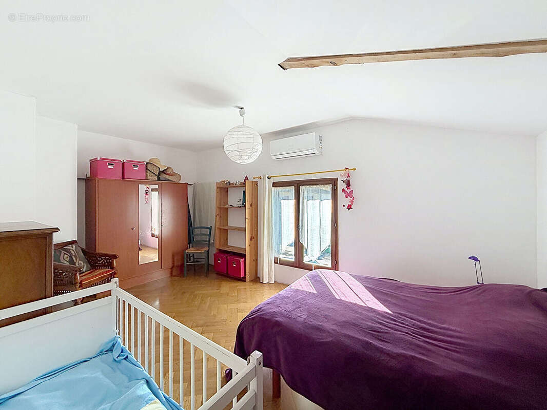 Maison à VILLENEUVE-LES-AVIGNON