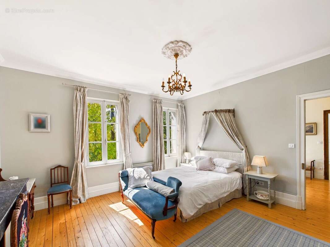 Maison à MONTPON-MENESTEROL