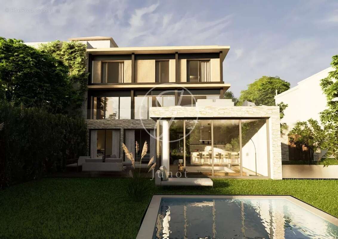 Terrain à VILLE-D'AVRAY