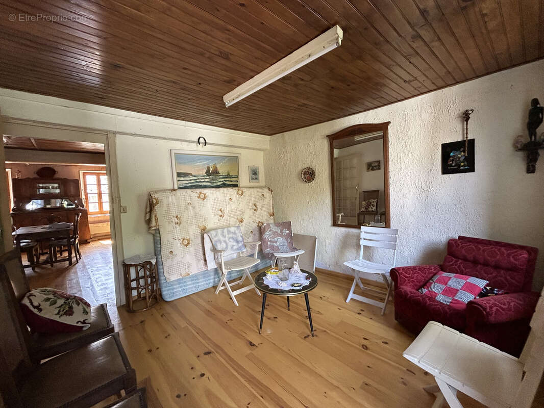 Maison à SAISSAC