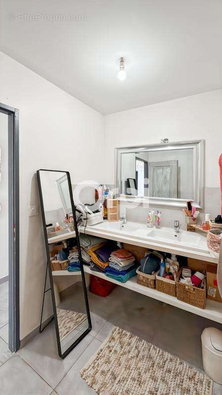 Appartement à LABEGUDE