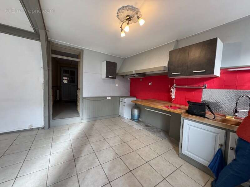 Maison à TERRASSON-LAVILLEDIEU