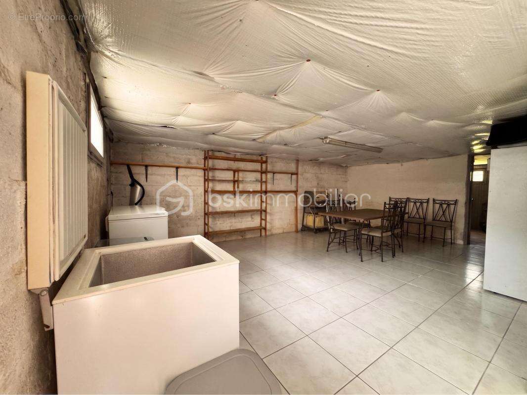 Maison à SAINT-GERMAIN-LES-ARPAJON