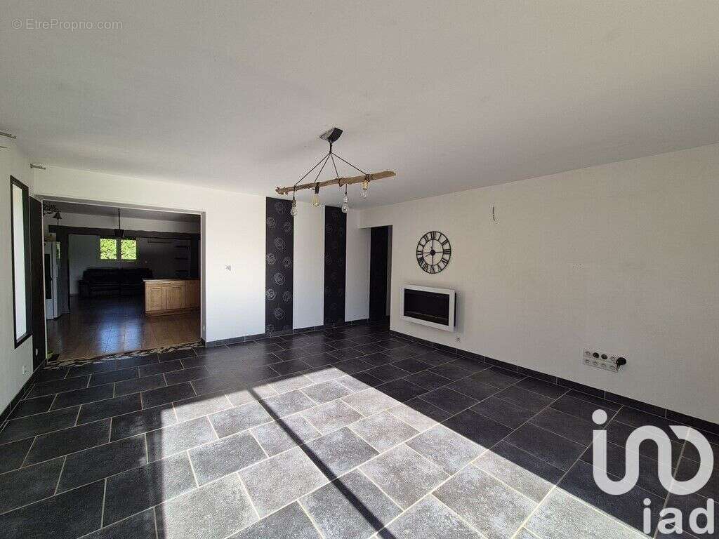 Photo 5 - Maison à LE GUA