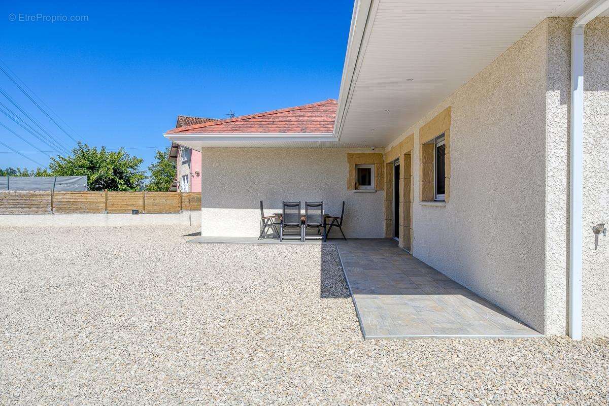 Maison à SAINT-SAVIN