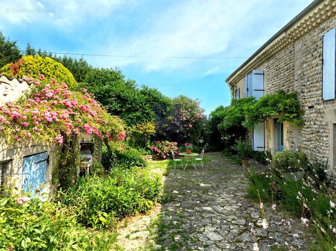 Maison à LORIOL-SUR-DROME