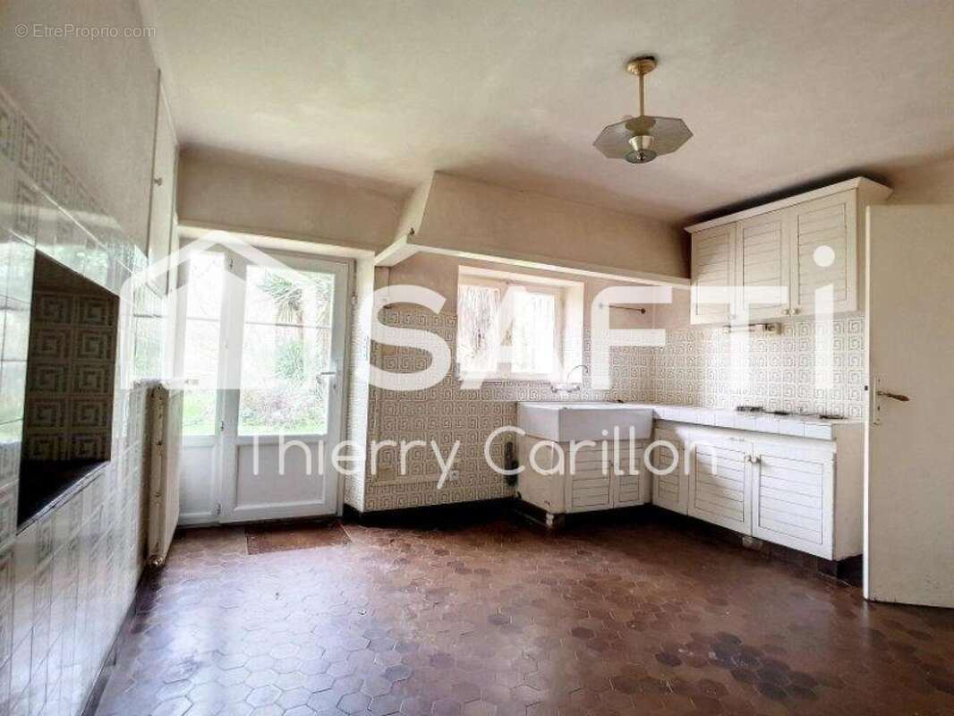 Photo 3 - Maison à AZAY-LE-BRULE