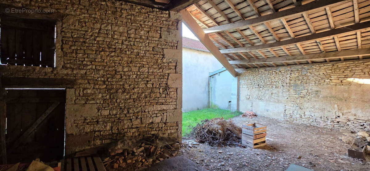 Maison à SAINT-CLAUD