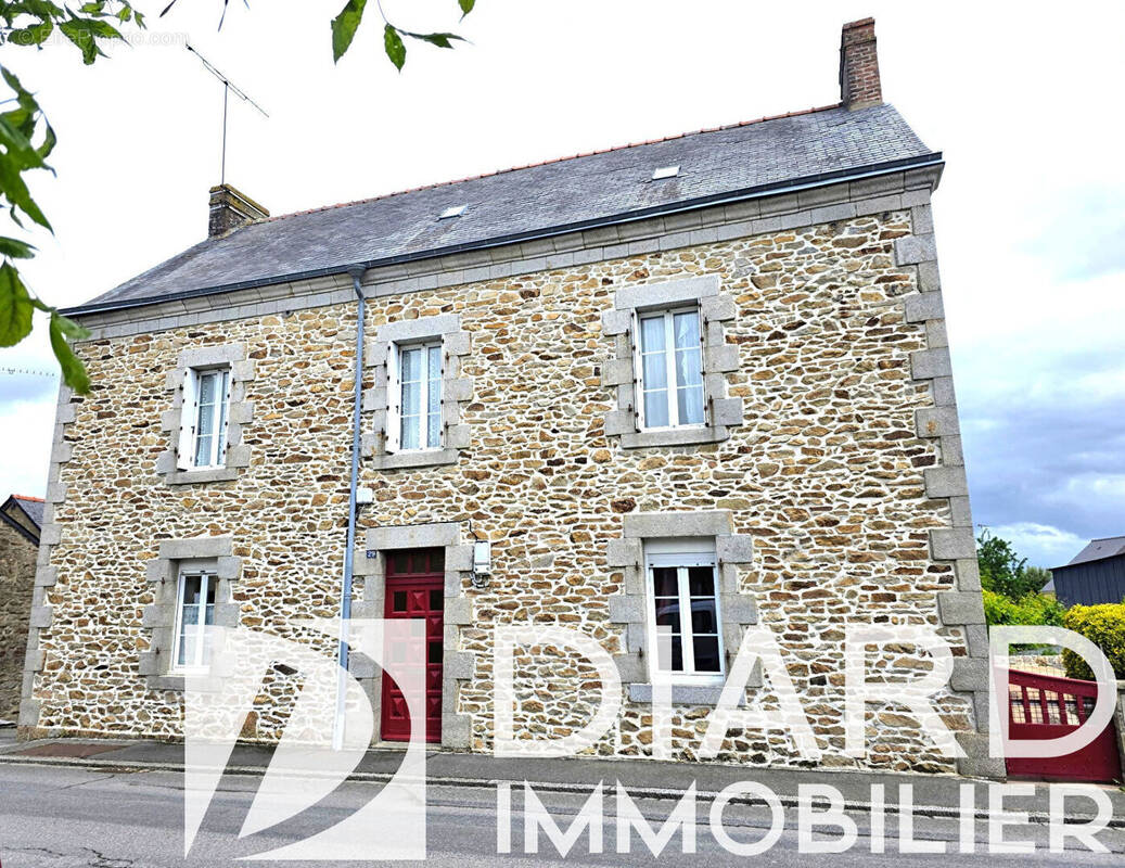 Maison à LE PERTRE