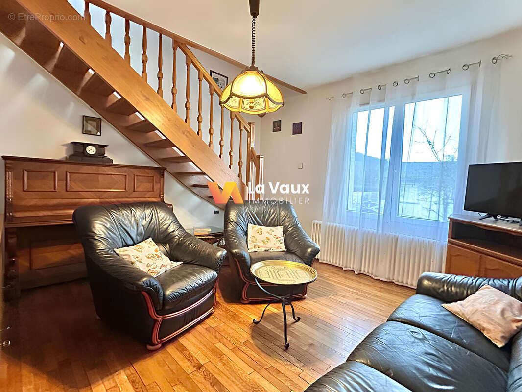 Maison à NEUVES-MAISONS