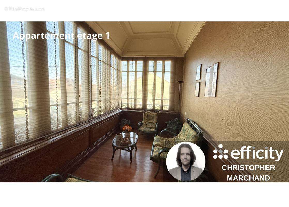 Appartement à MONTREAL-LA-CLUSE