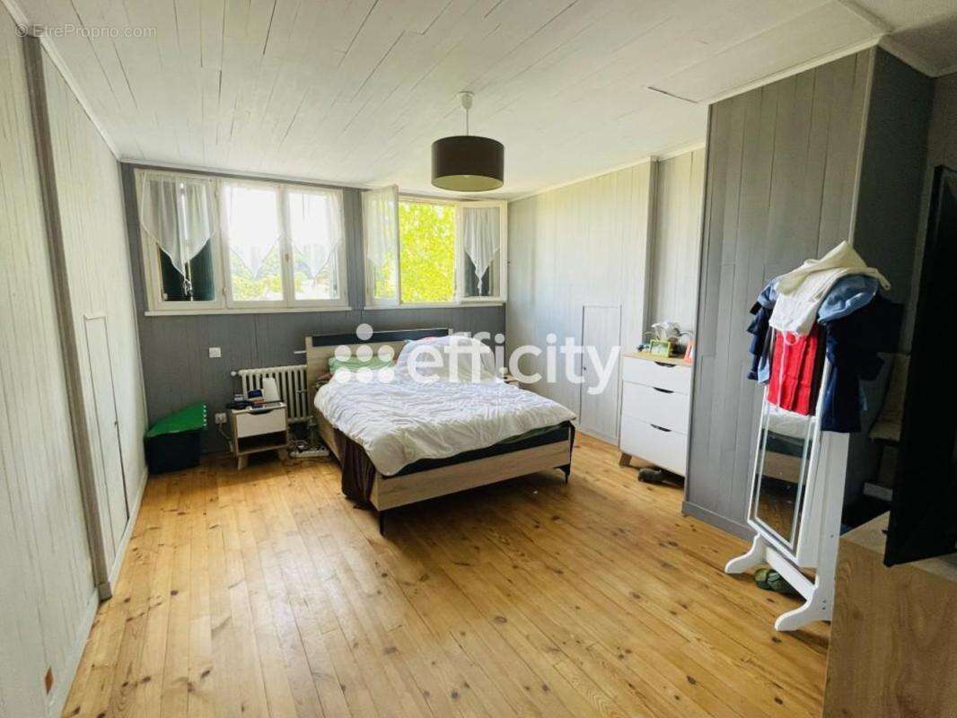 Maison 122 m² à Vibraye  - photo 12
