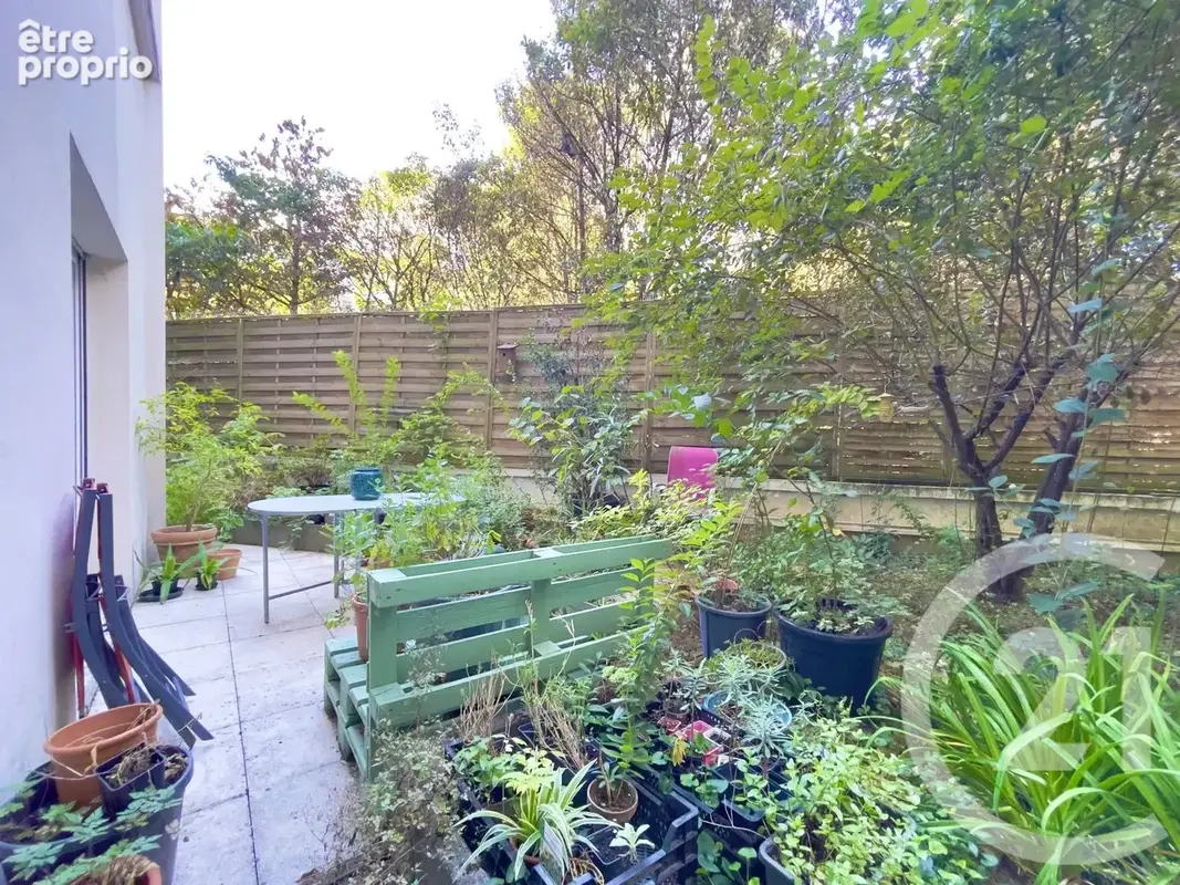 Appartement 3 pièces 60 m² à vendre à Villeurbanne (69100) - photo 2