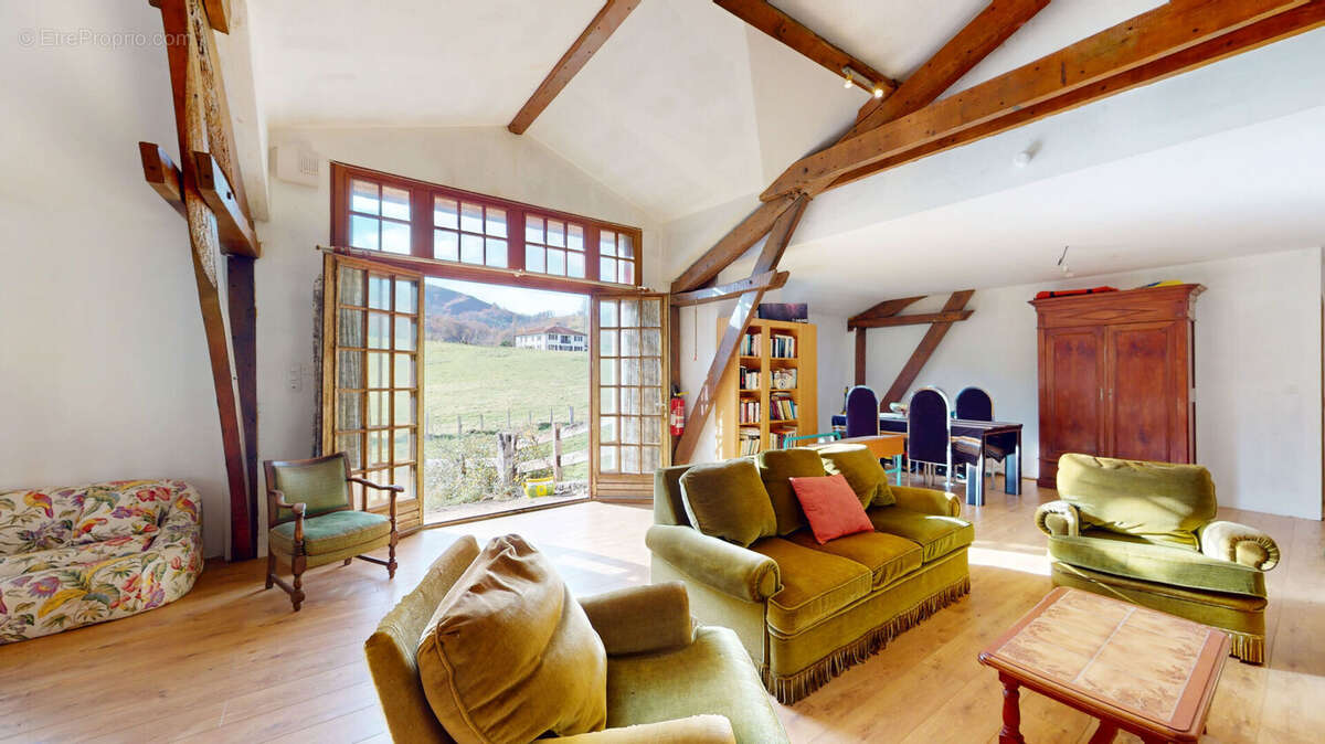 Maison à SAINT-JEAN-PIED-DE-PORT