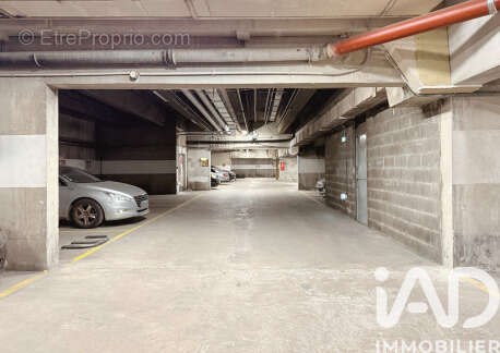 Photo 4 - Parking à PARIS-13E