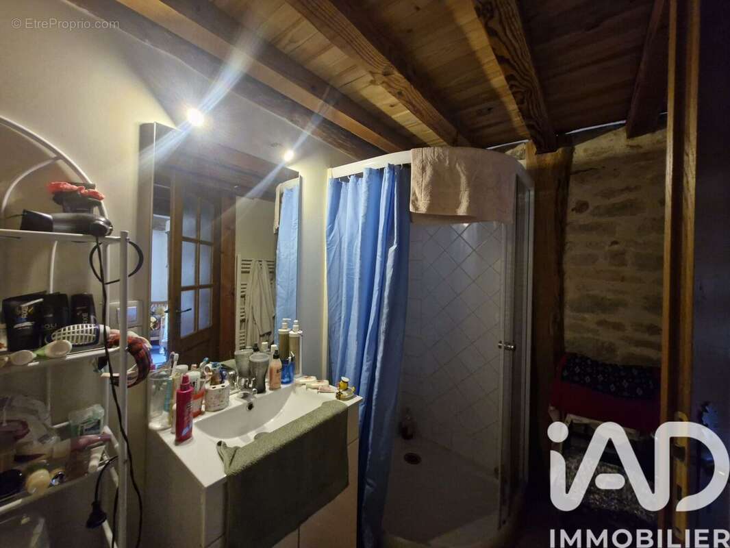 Maison 146 m² à Brion-Pres-Thouet  - photo 8
