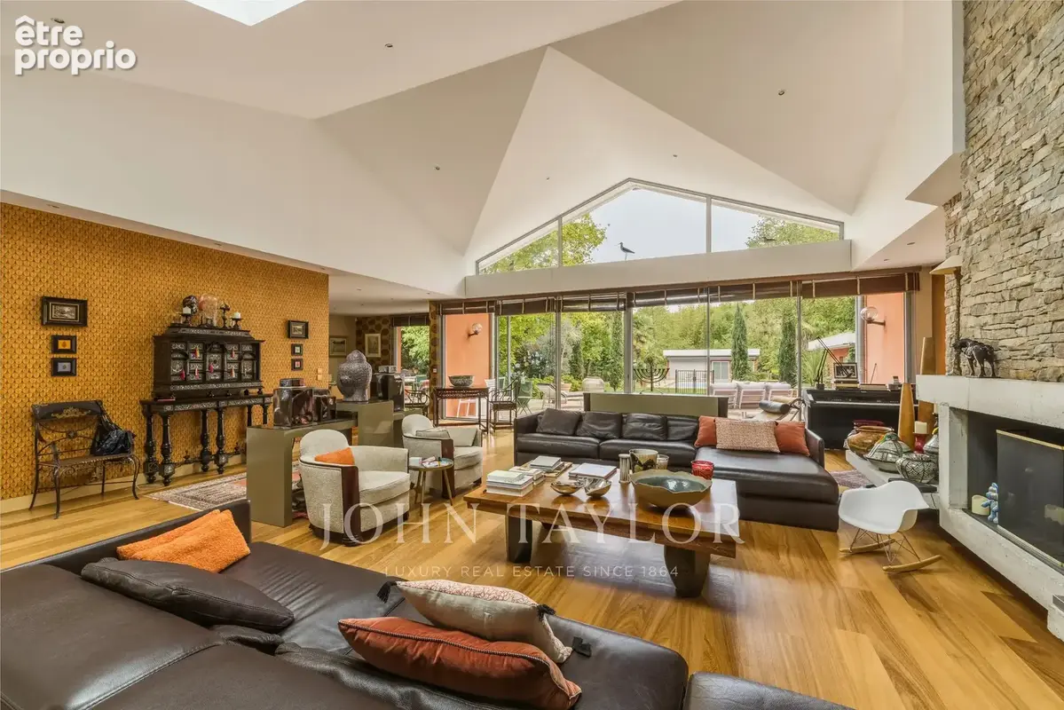 Villa d’architecte – parc paysager de 3 000 m² – piscine – pool house – dépendance - photo 4