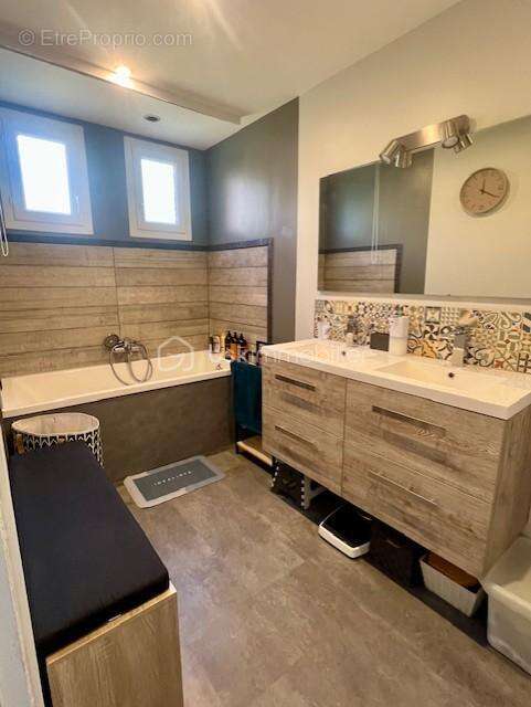 Maison à MONTIVILLIERS