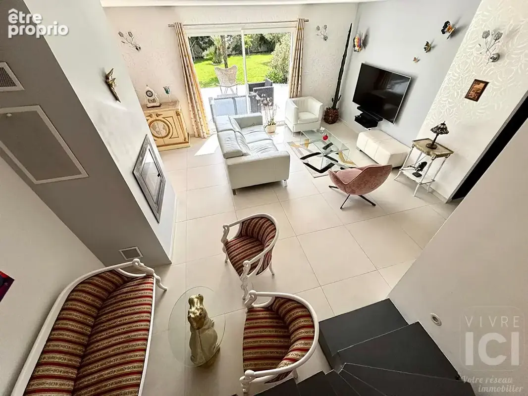 Maison  Contemporaine 5 chambres - 148M² - Varades - Loireauxence - 1615M² - photo 5