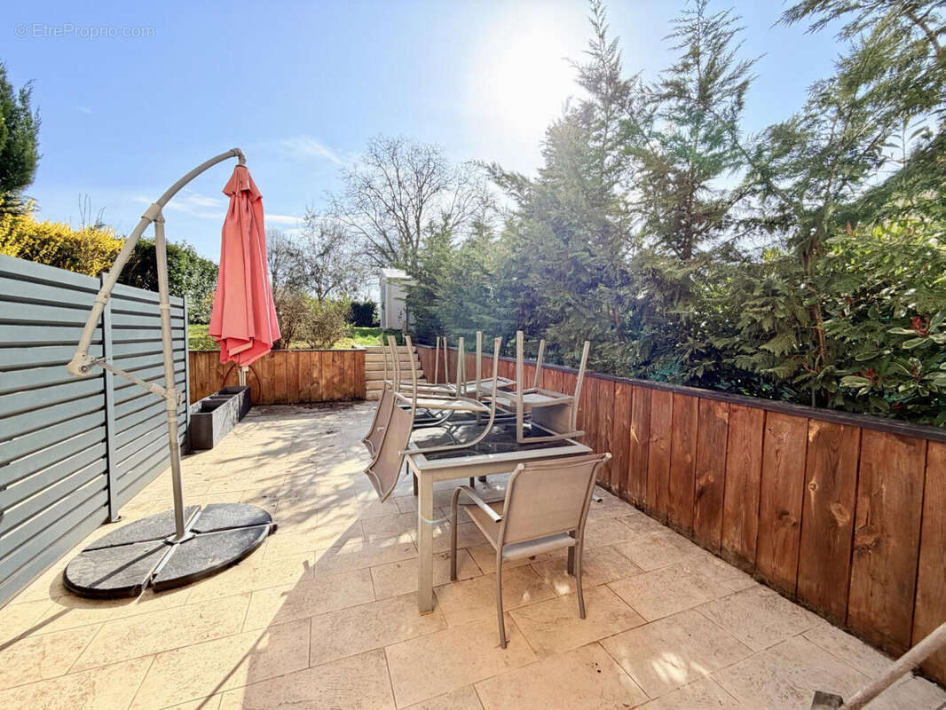 3 - Appartement à VIRY