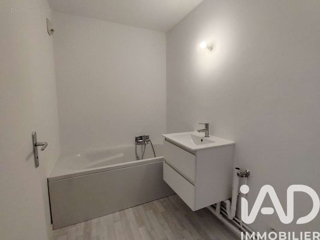 Appartement 44 m² à Creil  - photo 4