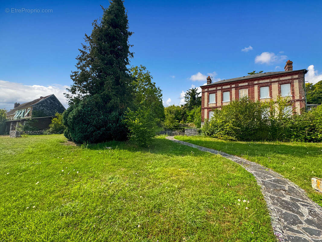 Maison à TOURVILLE-LA-RIVIERE