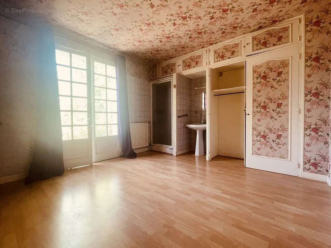 Maison 152 m² à Chirac  - photo 8