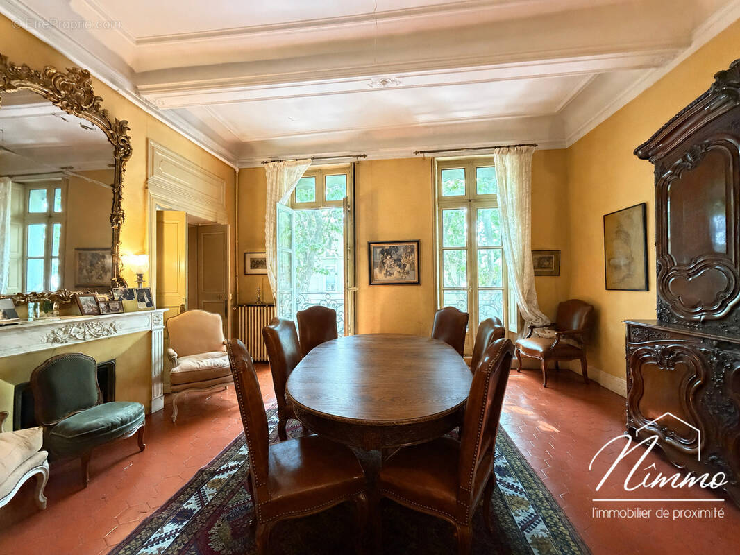 Appartement à NIMES