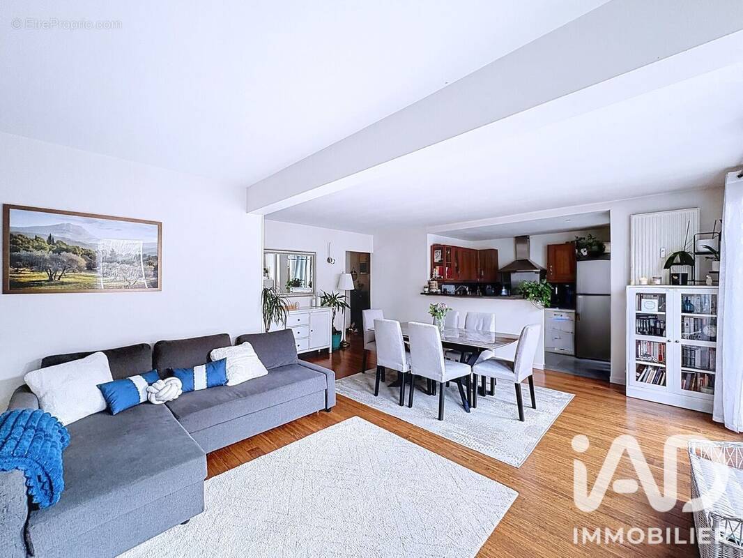 Photo 1 - Appartement à RUEIL-MALMAISON