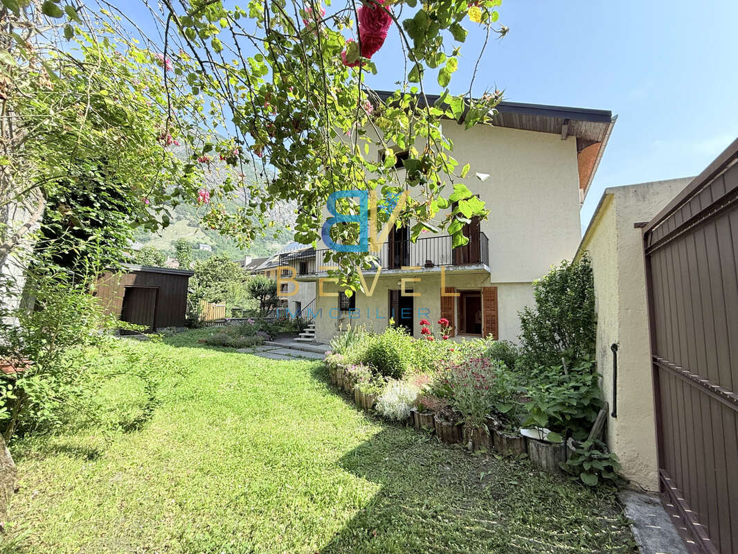 Maison à SAINT-JEAN-DE-MAURIENNE