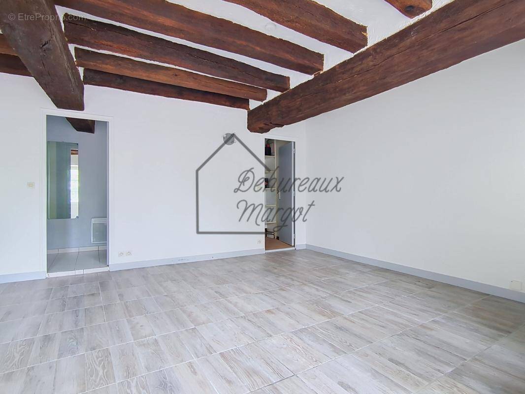 Appartement à SAINT-CYR-SUR-LOIRE
