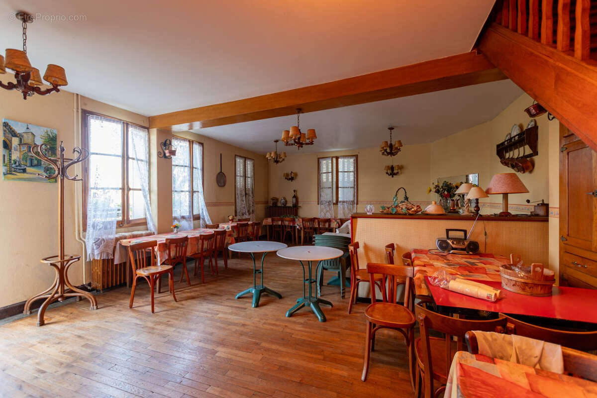 Maison à SAINT-BONNET-DE-SALERS