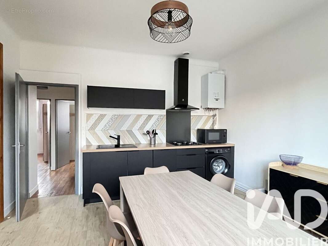 Appartement 67 m² à Reze  - photo 2