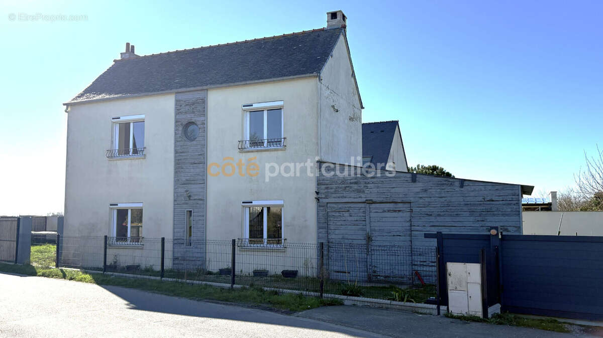 Maison à SAINT-MELOIR-DES-ONDES