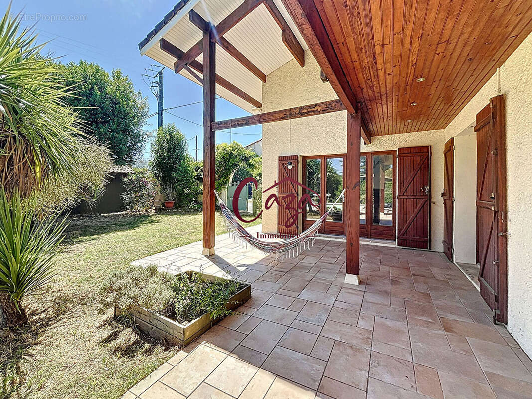 Maison à QUINSAC