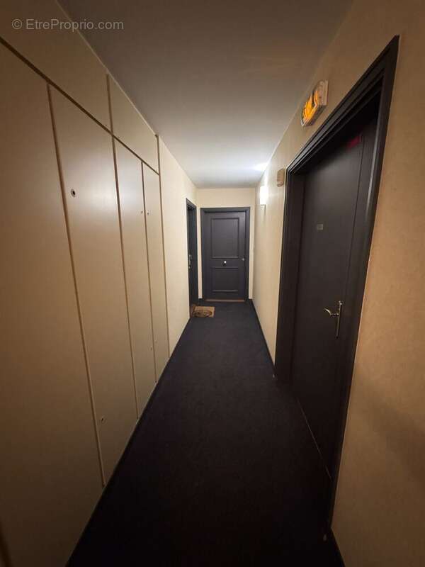 Appartement 59 m² à Fontenay-Le-Fleury  - photo 3