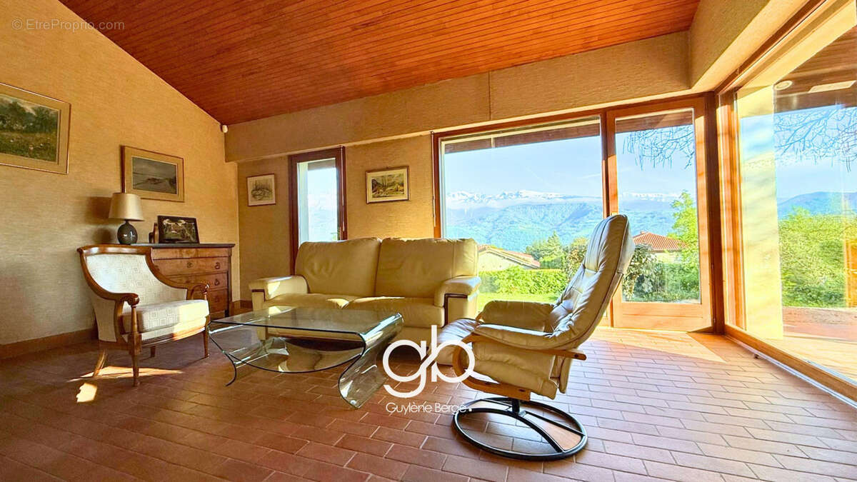 Villa d’architecte avec vue panoramique sur belledonne et le vercors   haut meylan - photo 9