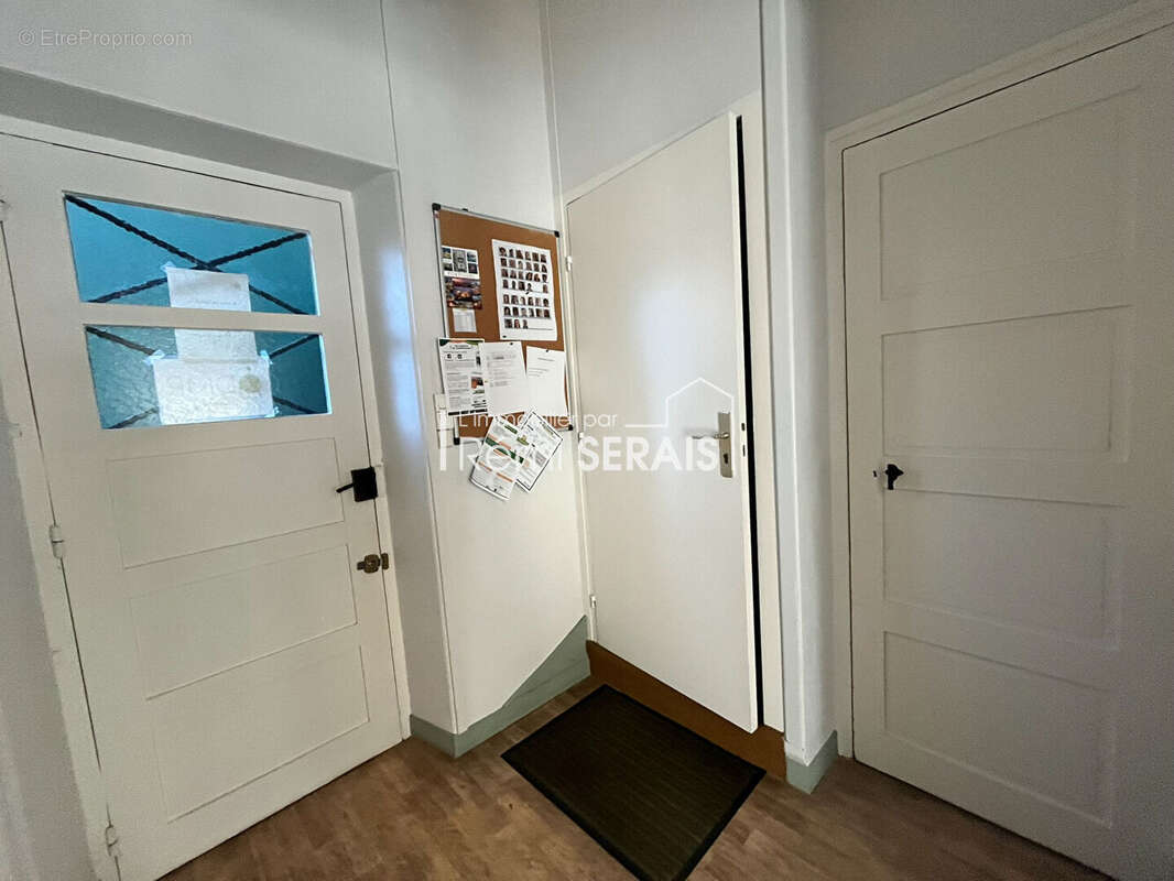 Immeuble de rapport à ARGENTAN - Locataire en place depuis 12 ans ! - photo 3