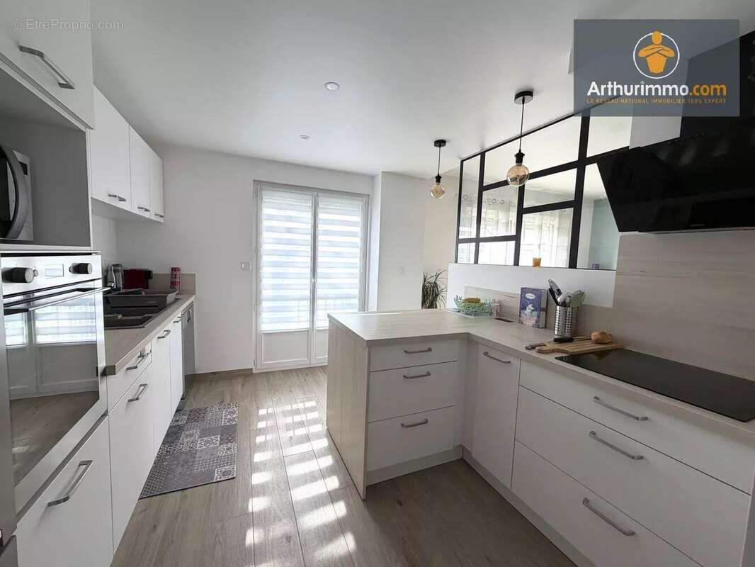 Maison à LACROIX-SAINT-OUEN