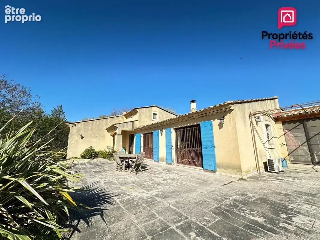 Maison de plain pied à Saint Chamas avec piscine - photo 13
