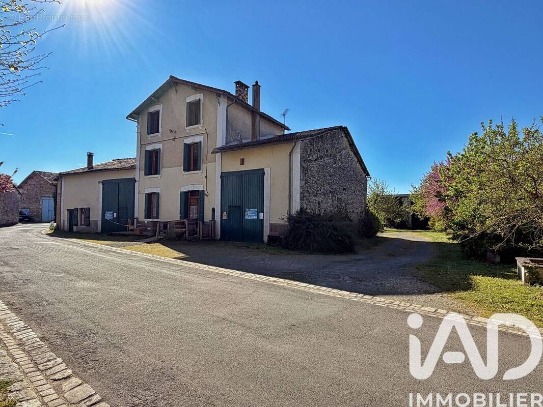Photo 1 - Maison à MOUTON