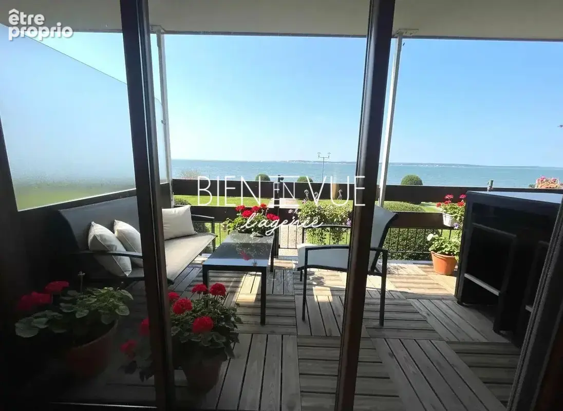 Appartement au village de l'herbe, vue panoramique sur le bassin - photo 2