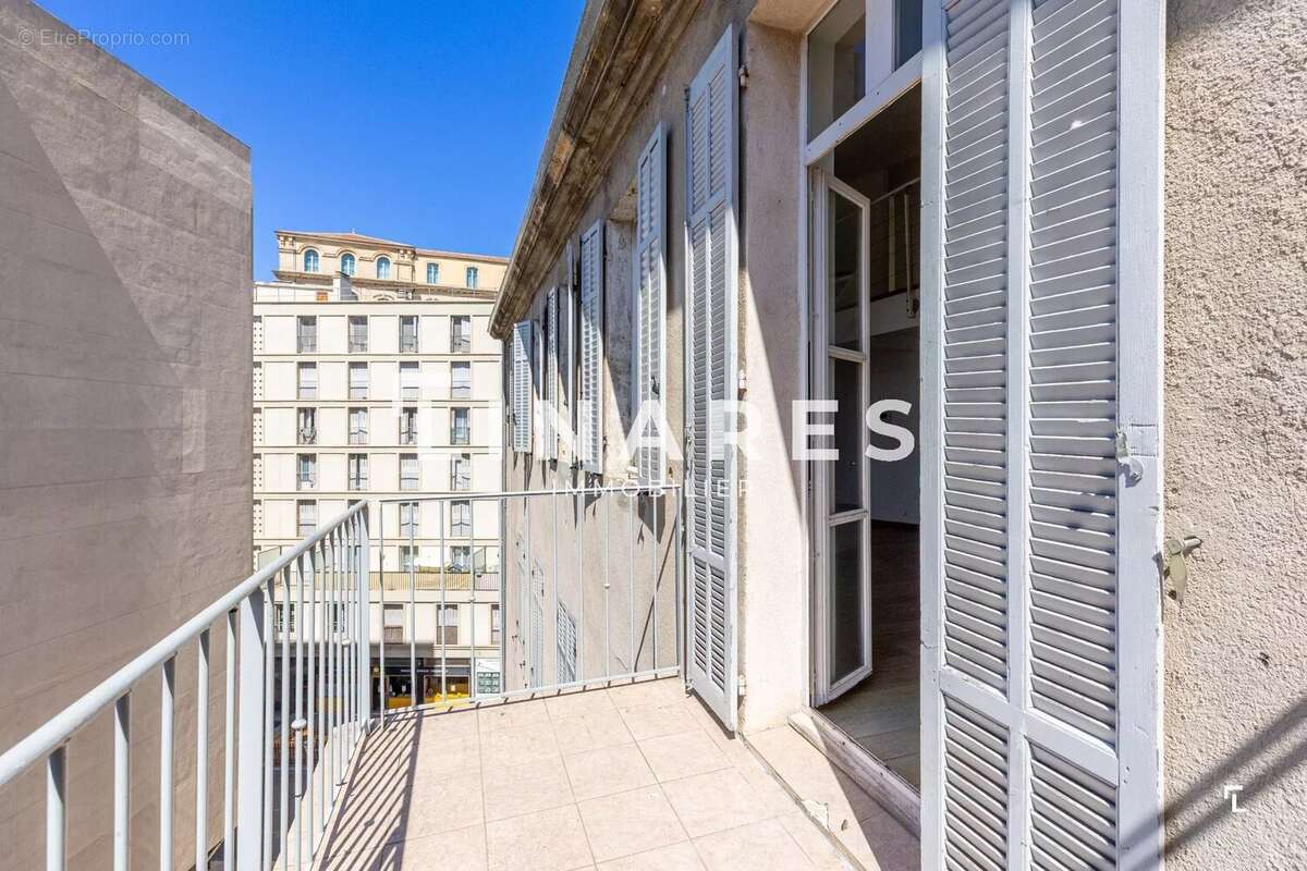 Appartement à MARSEILLE-2E