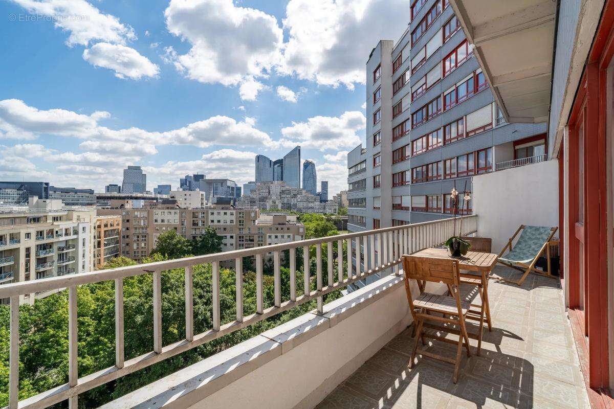Appartement à NANTERRE