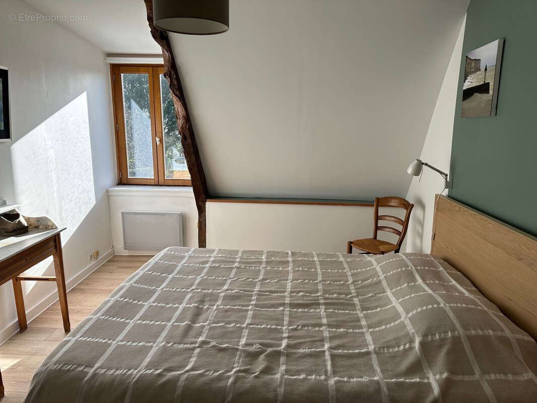 Maison à HENANBIHEN