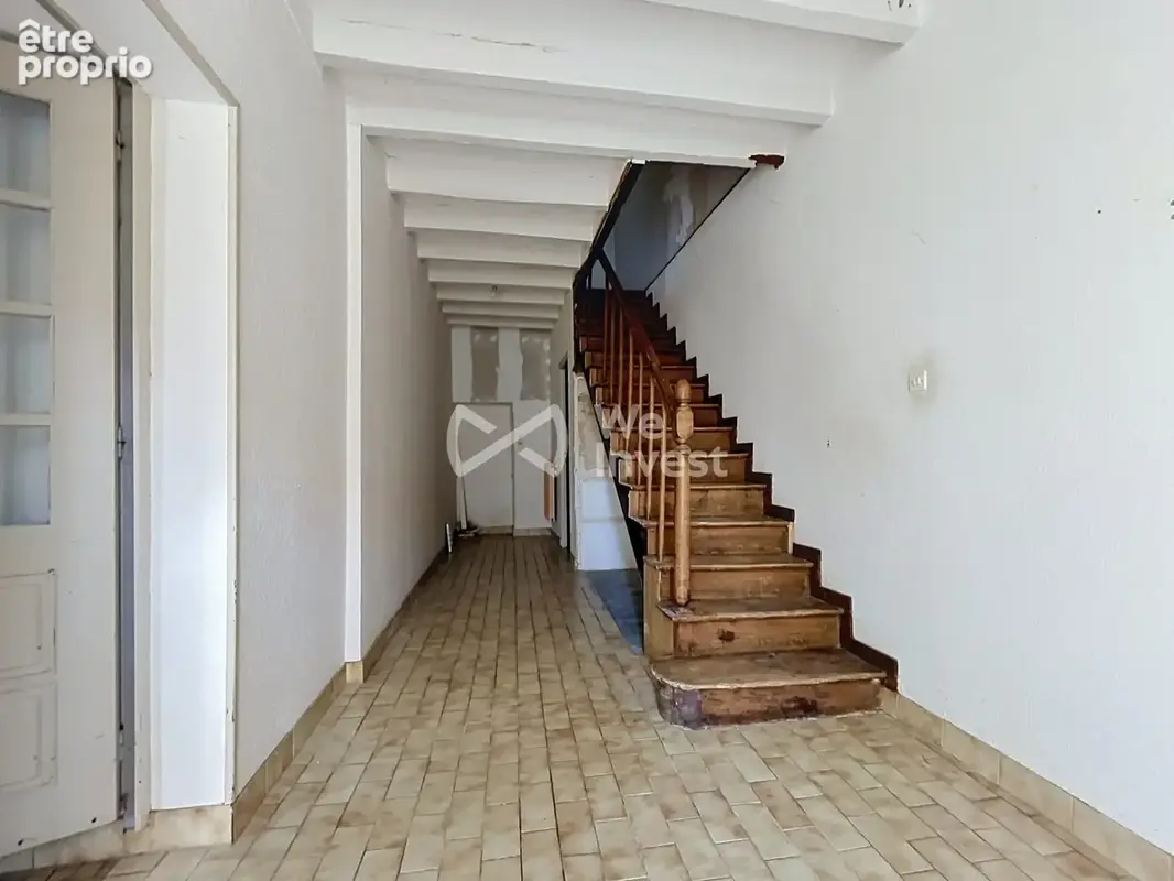 Maison 162 m² à La Creche  - photo 2